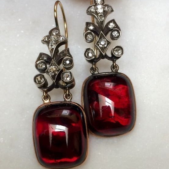 Vintage Red Bright Stone Earrings