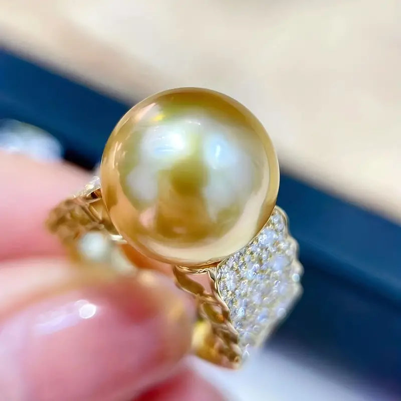 Vintage Golden Pearl Bright Ring