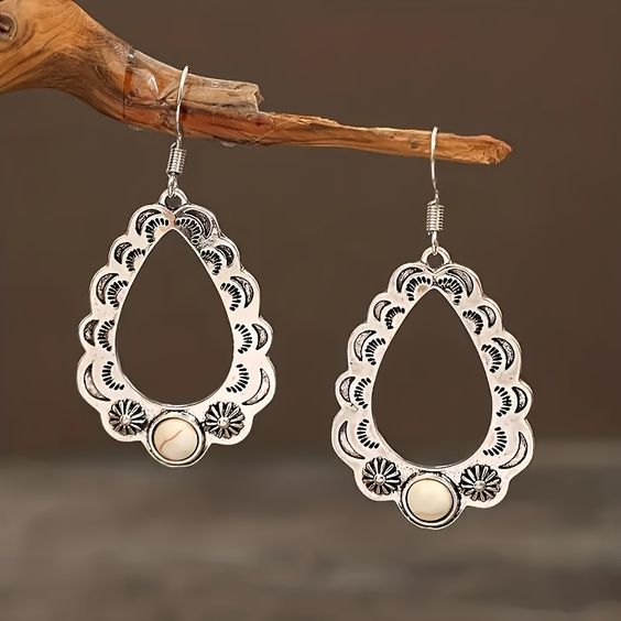 Vintage Drop Pearl Hollow Earrings