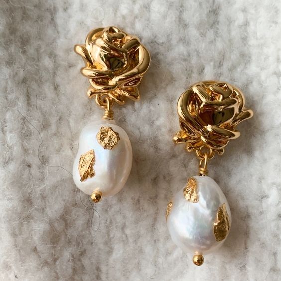 Vintage Gold Rose Flower Pearl Earrings