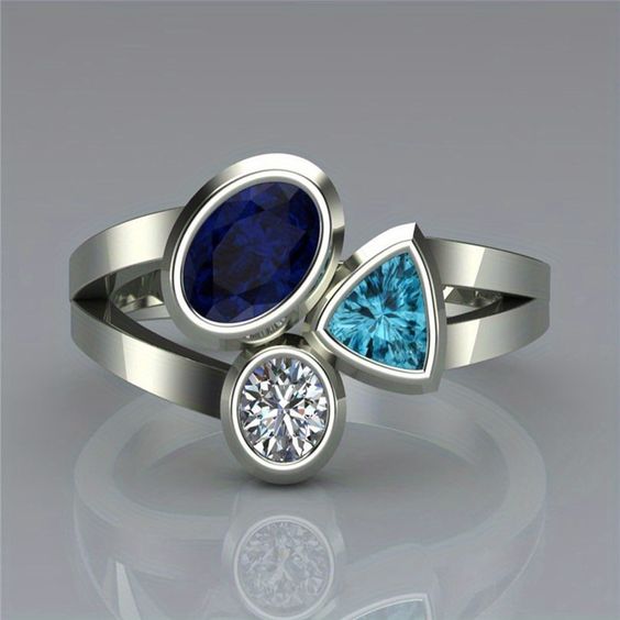 Vintage Blue Crystals Silver Ring