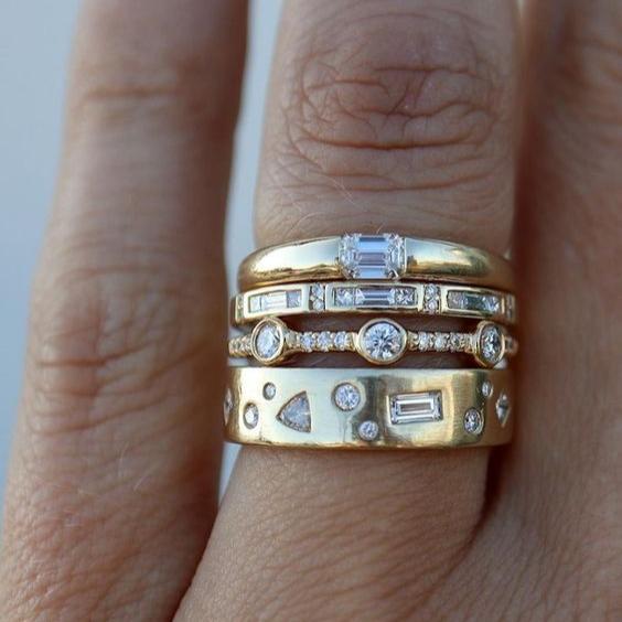 Vintage Gold Inlaid Glass Ring Set