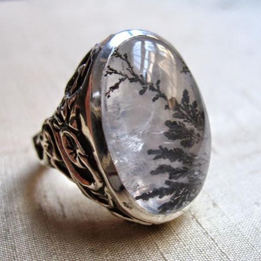 Vintage Nature White Stone Silver Ring