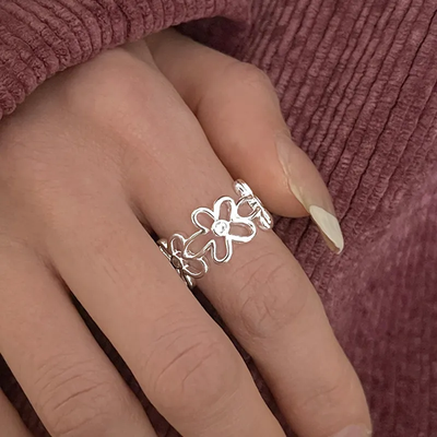 Vintage Zirconia Flower Ring