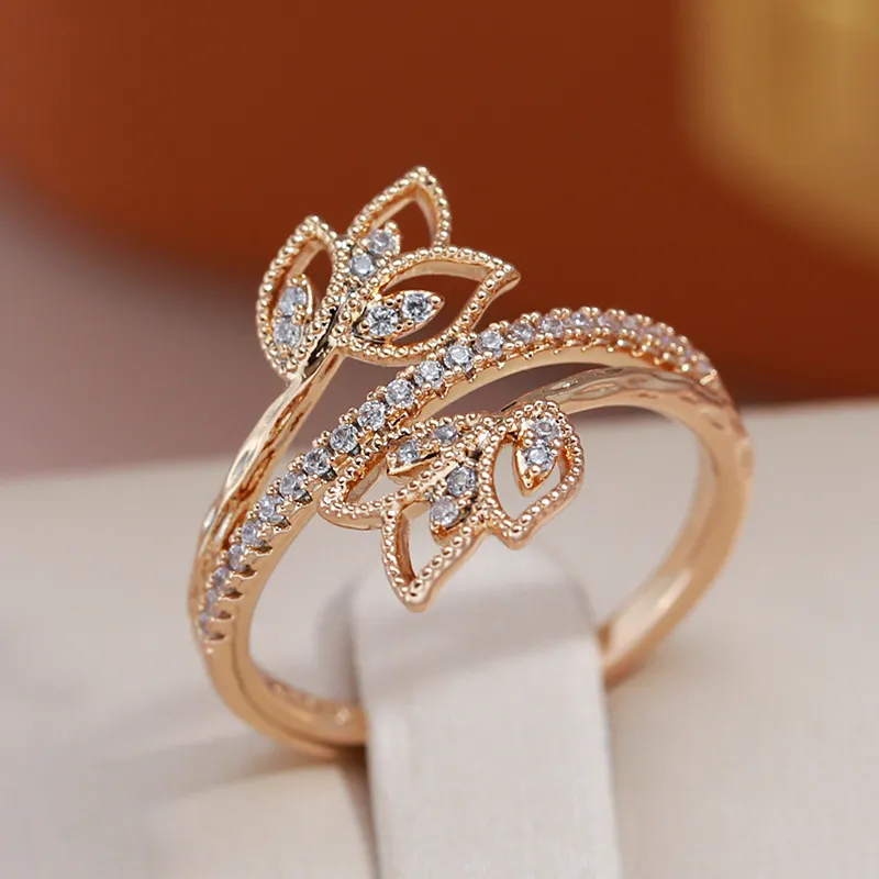 Elegant Hollow Bright Rose Ring