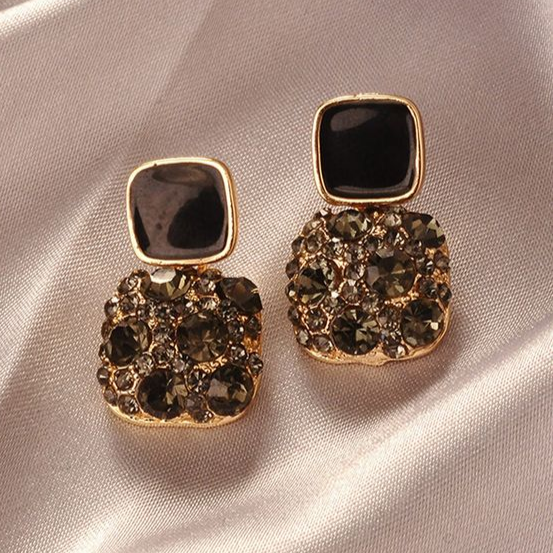 Elegant Black Zirconia Earrings