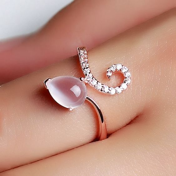 Elegant Pink Crystal Snake Ring