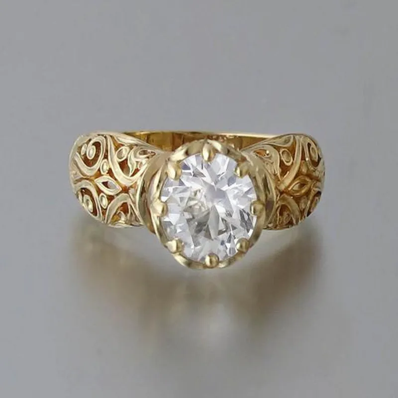 Elegant White Zirconia Ring