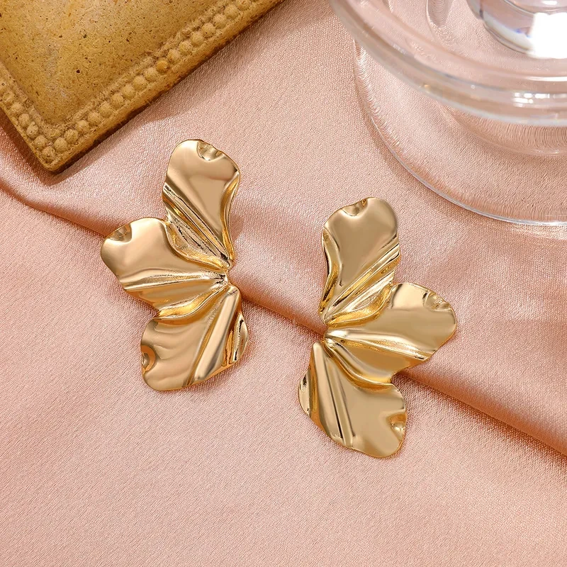 Elegant Golden Wing Earrings