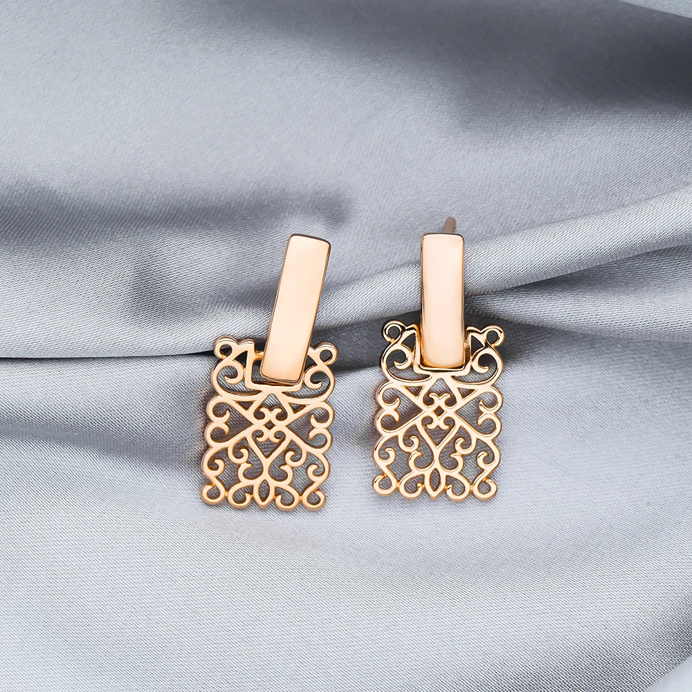 Elegant Hollow Ivy Earrings