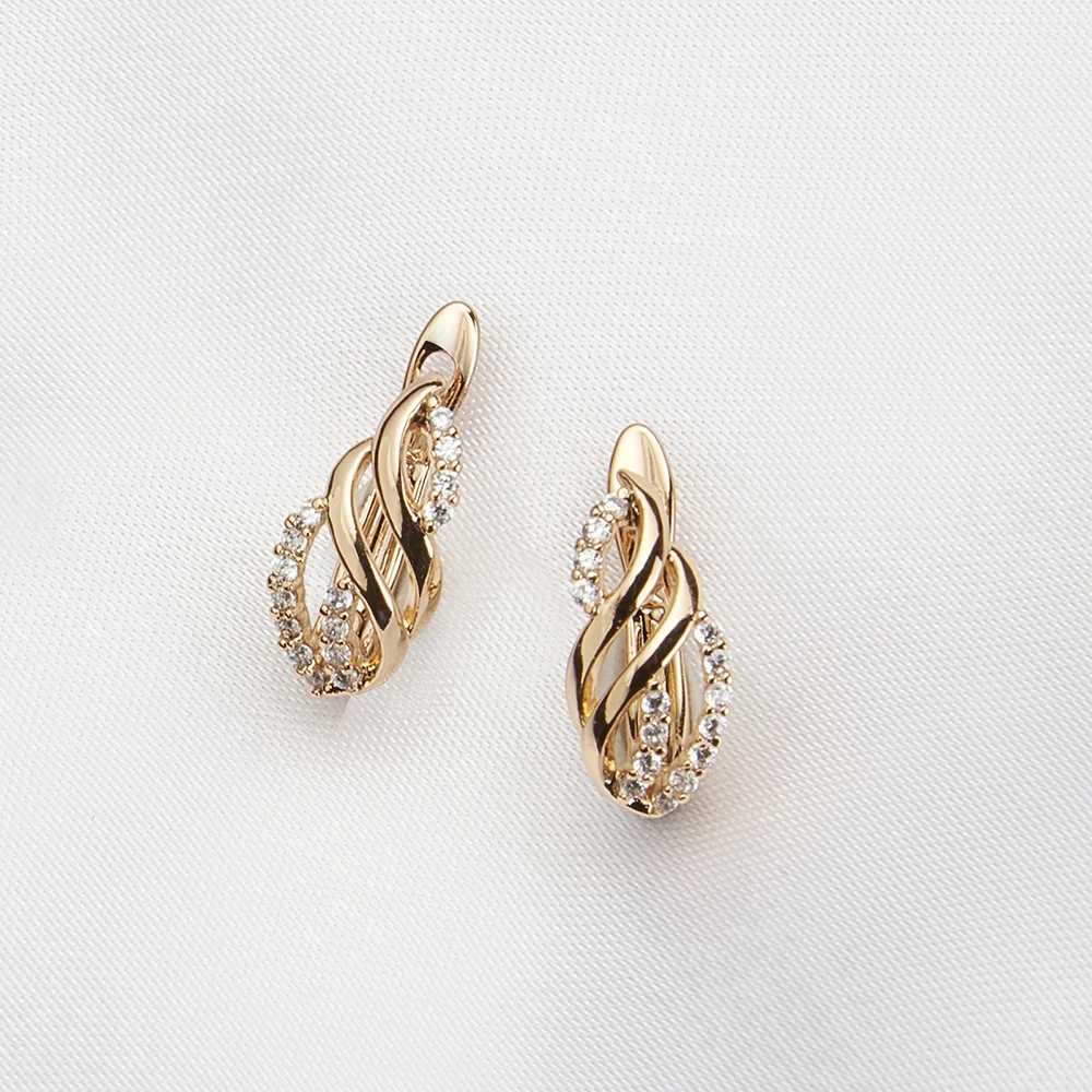 Elegant Golden Bright Chrysalis Earrings