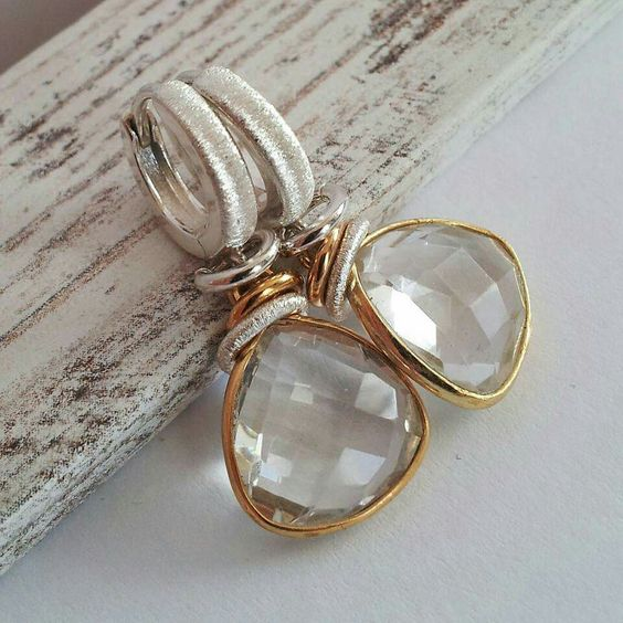 Vintage White Glass Gold Earrings