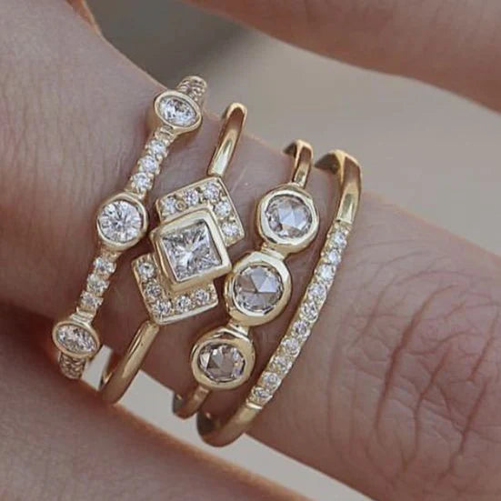 Vintage Elegant Zirconia Ring Set