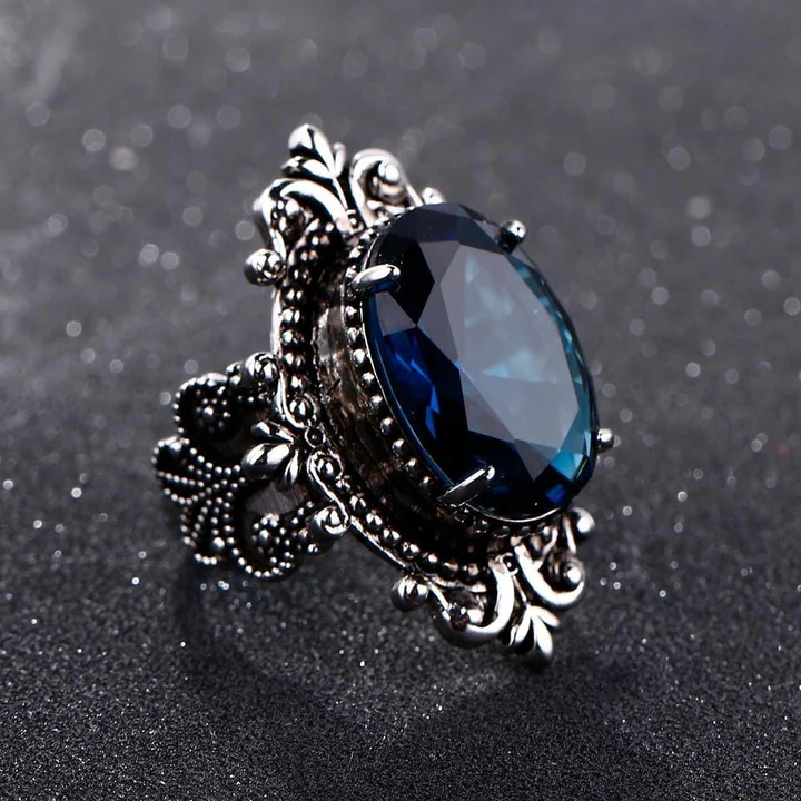 Vintage Dark Blue Stone Ring