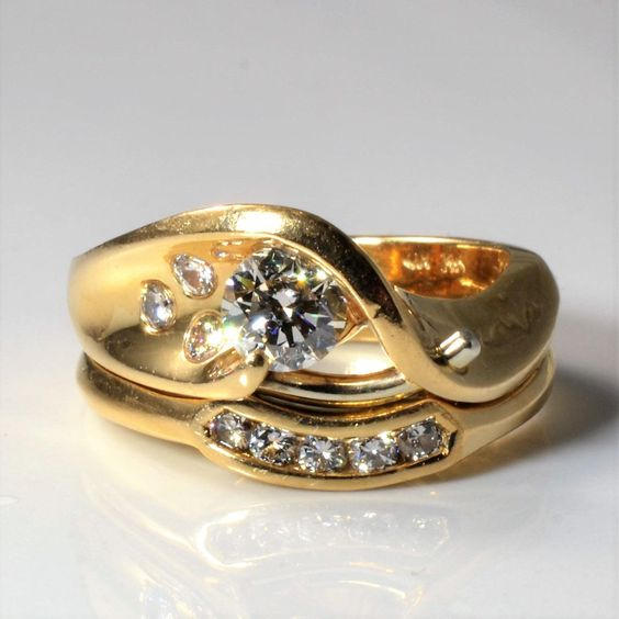 Vintage Zirconia Irregular Gold Ring