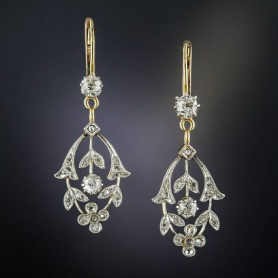 Vintage Dangling Crystaline Earrings