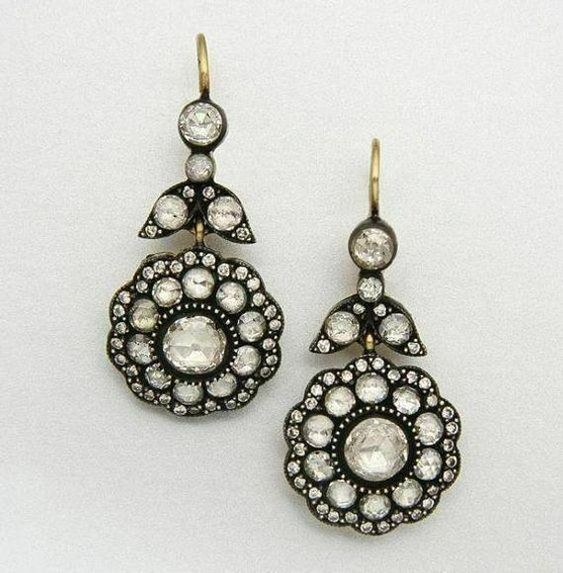 Vintage Dangling Mandala Earrings