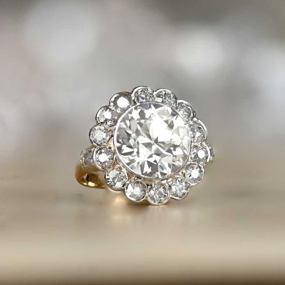 Vintage Crystal Round Ring