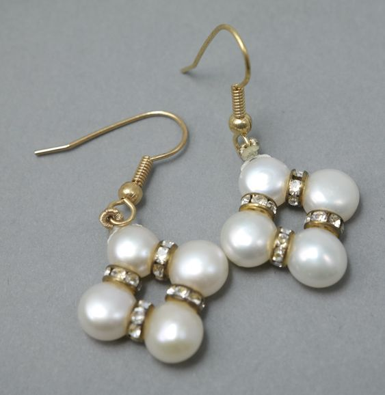 Vintage Pearl Star Earrings