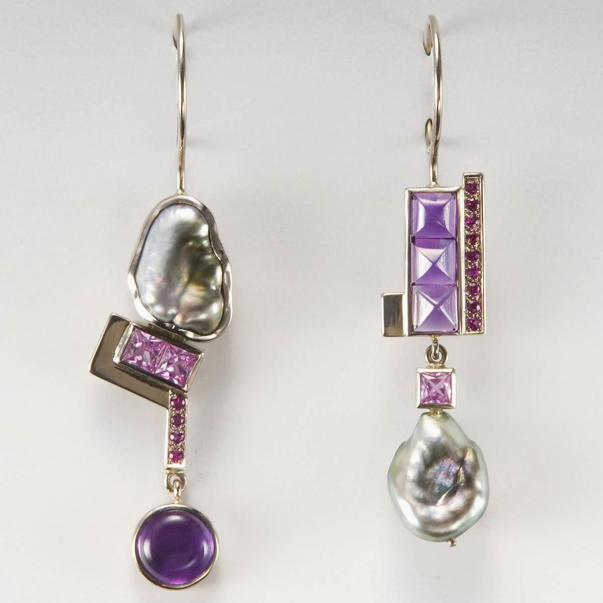 Vintage Dangling Purple Glass Earrings