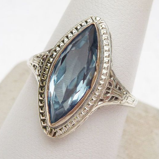 Vintage Oval Blue Crystal Ring