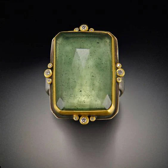 Vintage Green Glass Gold Ring